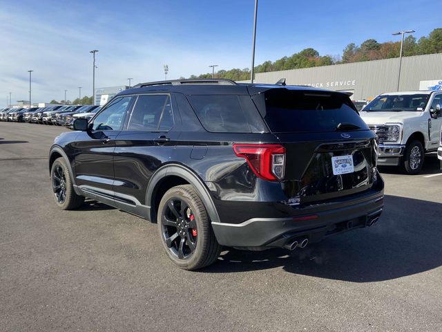 2023 Ford Explorer ST 6