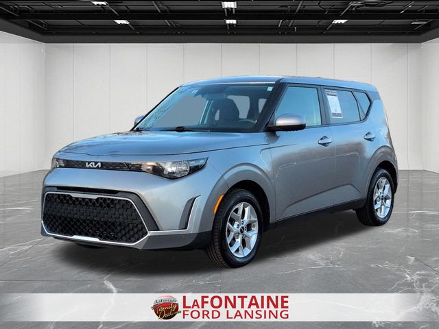 2024 Kia Soul LX FWD