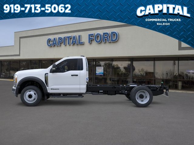 New 2025 Oxford White Ford F-550® XL image 3