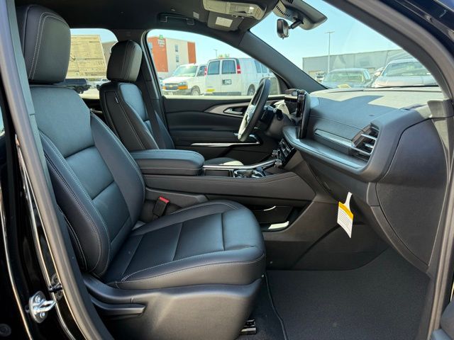 new 2026 Chevrolet Traverse car, priced at $45,020