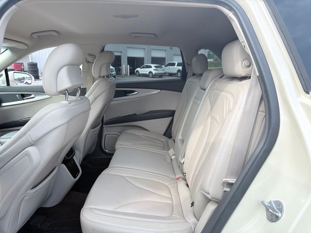 Used 2016 Lincoln MKX SUV