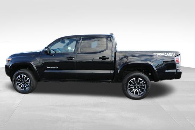 2022 Toyota Tacoma TRD Sport 26