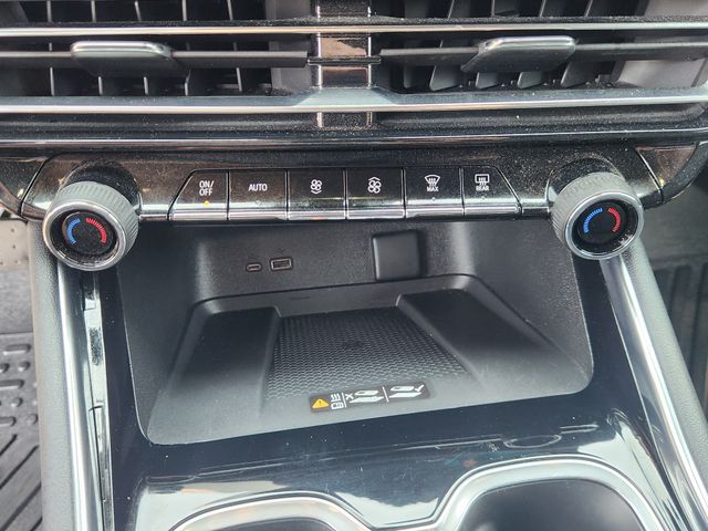 2025 Chevrolet Traverse LT Gray at River Oaks CDJR