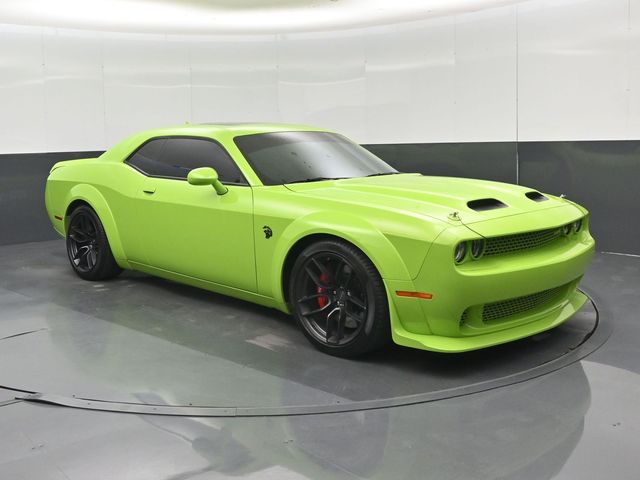 Green (Sublime Metallic Clearcoat) 2023 Dodge Challenger Coupe Rear-Wheel Drive 8-Speed Automatic