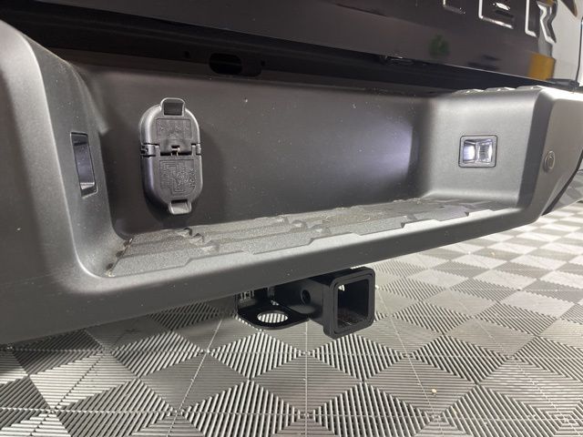 2025 Super Black Nissan Frontier PRO-X RWD Truck