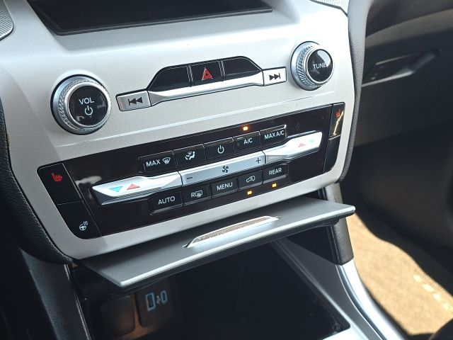 2024 Ford Explorer XLT:46771A