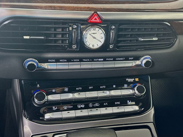 Thumbnail: 2019 Genesis G90 - 16