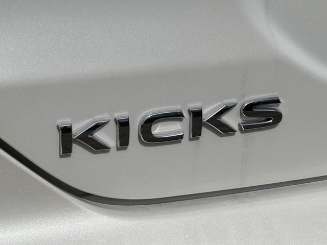 2024 Nissan Kicks SV 21