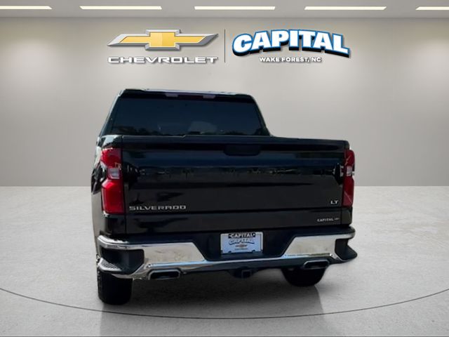 Used 2025 Black Chevrolet LT image 4