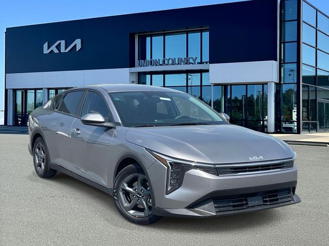 Steel Gray 2026 Kia K4 LXS FWD Sedan Front-Wheel Drive Continuously Variable Transmission