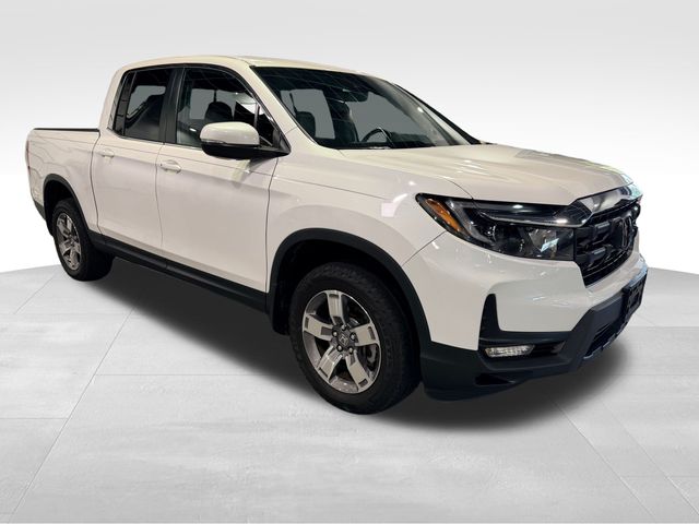 2024 Honda Ridgeline RTL White at Superior Honda