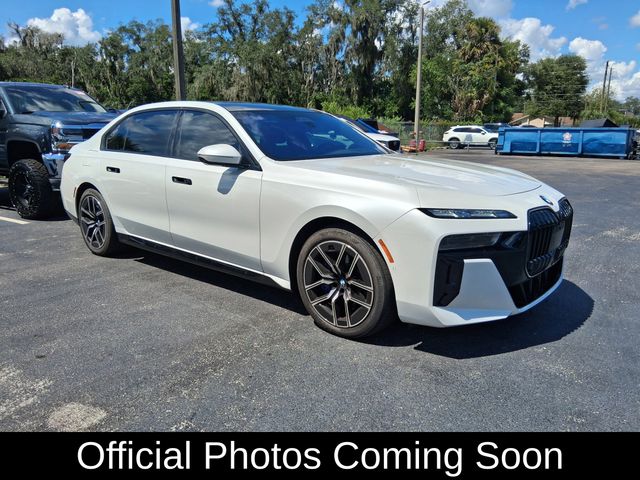 Mineral White Metallic 2025 BMW 7 Series Sedan All-Wheel Drive 8-Speed Automatic