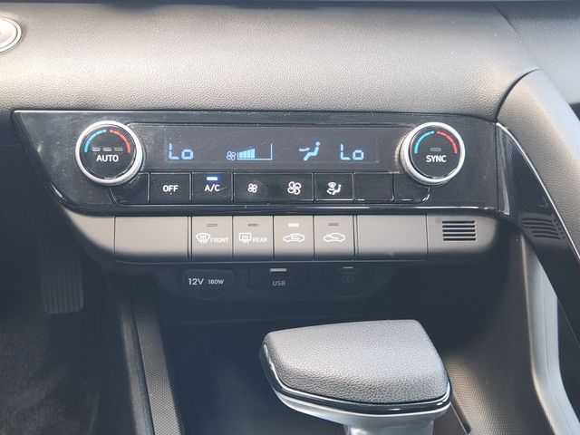 Used 2025 Hyundai Elantra Hybrid Sedan