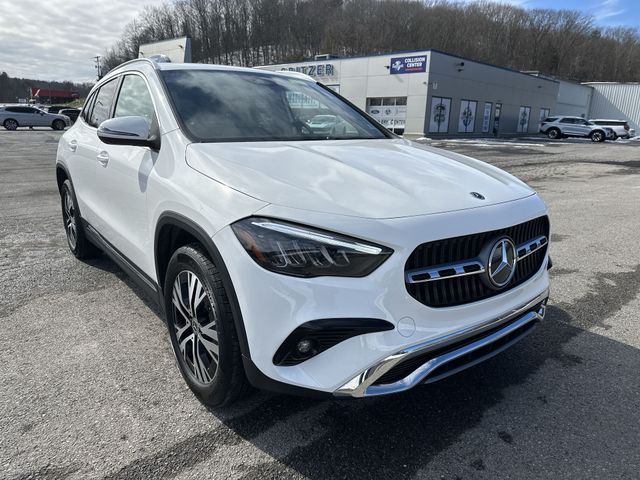 Certified Used 2025  Mercedes-Benz GLA 250 image 11