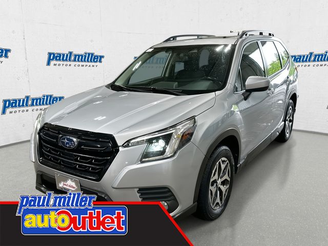 2023 Subaru Forester Premium Crossover AWD