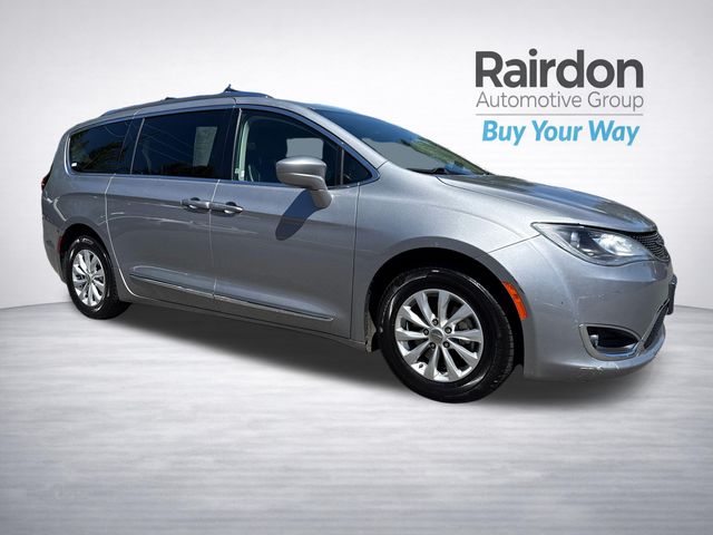 2019 Chrysler Pacifica Touring L FWD