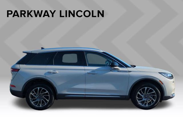 Used 2020 White Lincoln Standard image 6