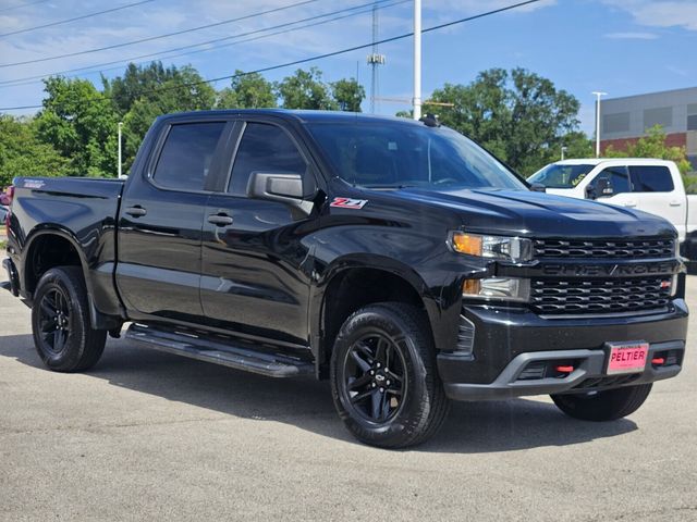 Black 2022 Chevrolet Silverado 1500 Custom Trail Boss Crew Cab 4WD Pickup Truck Four-Wheel Drive 8-Speed Automatic