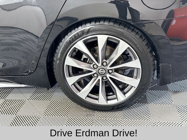 Used 2019 Nissan Maxima Sedan