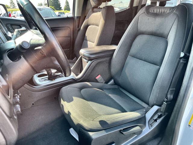 Used 2019 White Chevrolet LT image 14