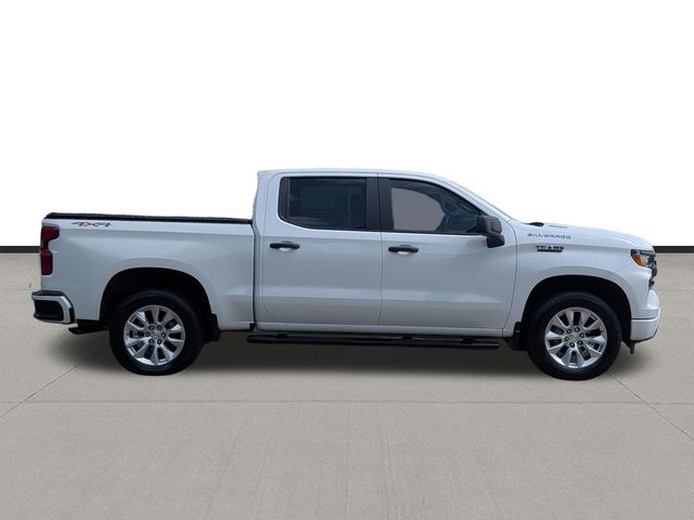 2024 Chevrolet Silverado 1500 Custom - 3