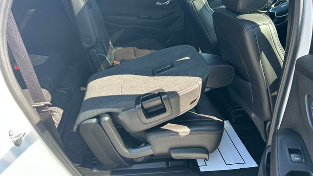 Used 2023 Chevrolet Traverse SUV