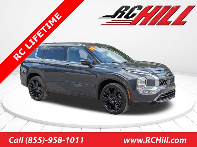 2026 Mitsubishi Outlander LE