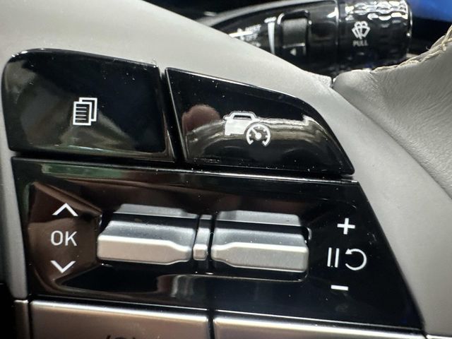2025 Hyundai Elantra - Image 16
