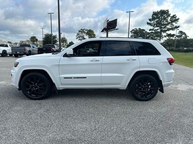 2017 Jeep Grand Cherokee Altitude 2