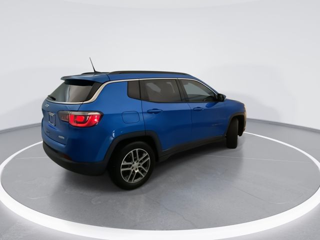 Used 2019 Blue Jeep Latitude image 6