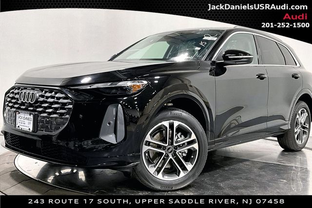 2025 Audi Q5 quattro Premium 40 TFSI