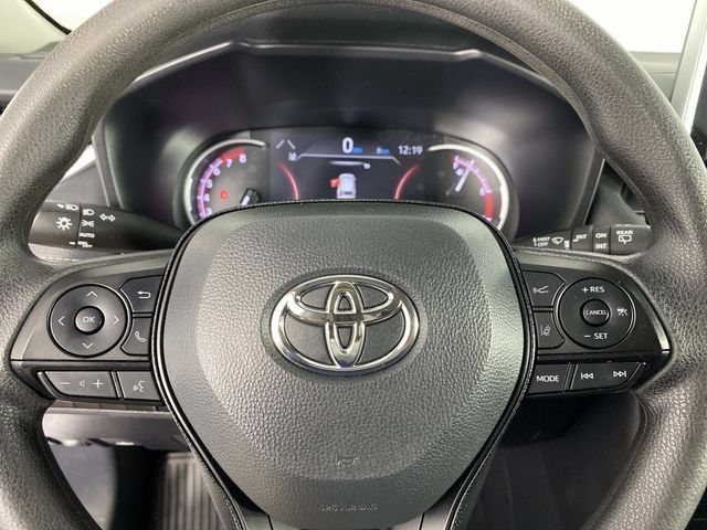 2025 Toyota RAV4 XLE Silver Sky Metallic - Grieco Acura - Image 15