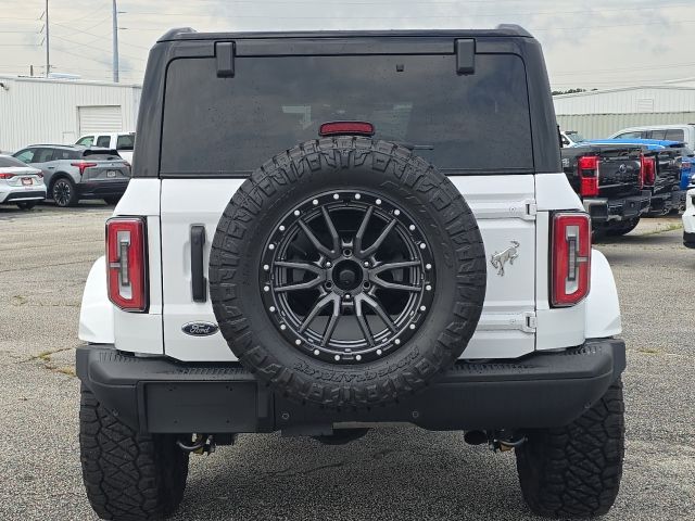 2025 Ford Bronco Badlands:B02476