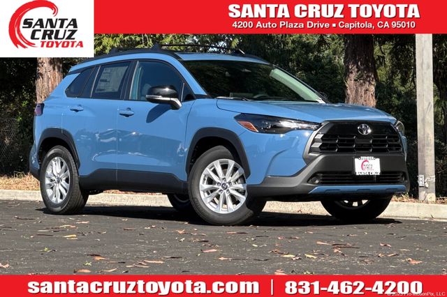 2026 Toyota Corolla Cross LE FWD