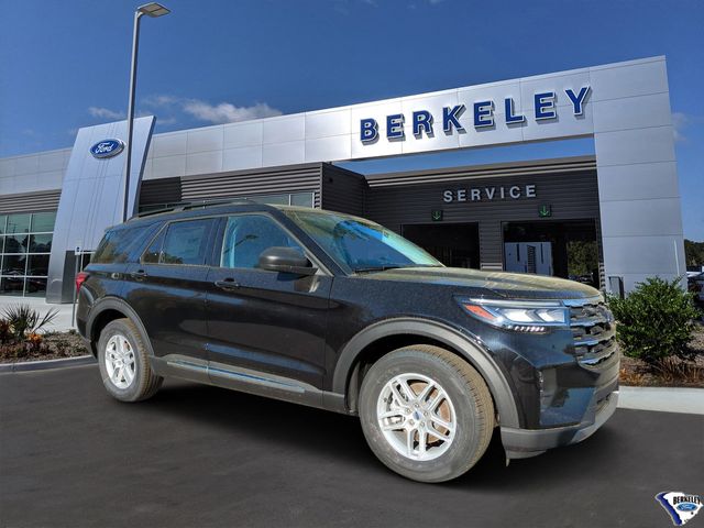 2025 Ford Explorer Active RWD