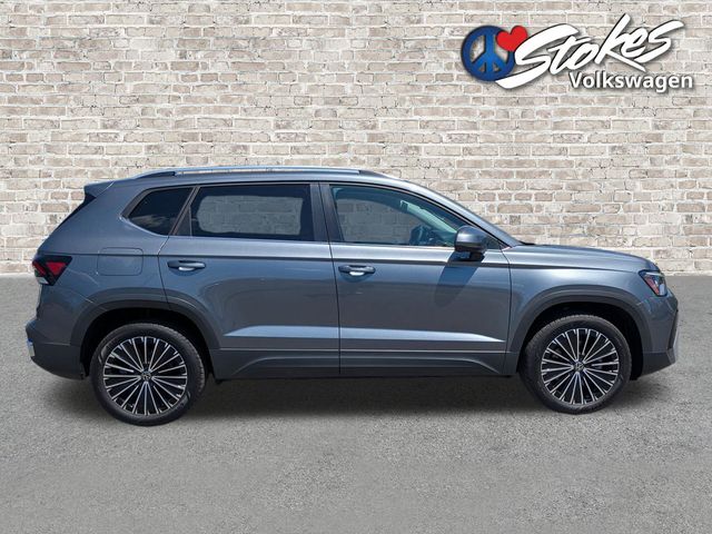 2025 Volkswagen Taos 1.5T SE - 2