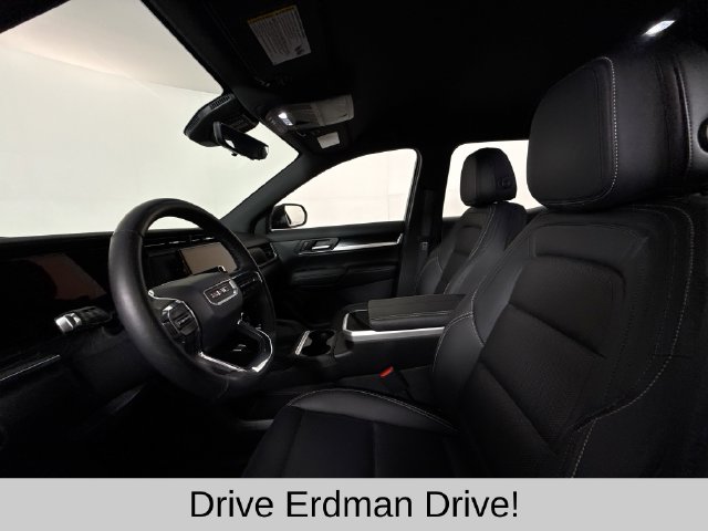 Used 2025 GMC Terrain SUV