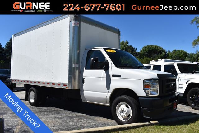 Oxford White 2022 Ford E-Series Chassis Pickup Truck Rear-Wheel Drive 6-Speed Automatic Overdrive