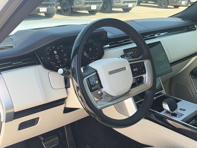 Used 2025 Land rover Range Rover SUV