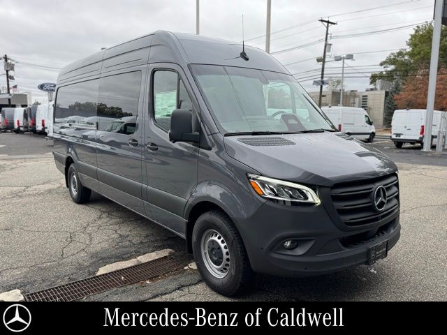 2026 Mercedes-Benz Sprinter 2500 170 WB HO High Roof's photo