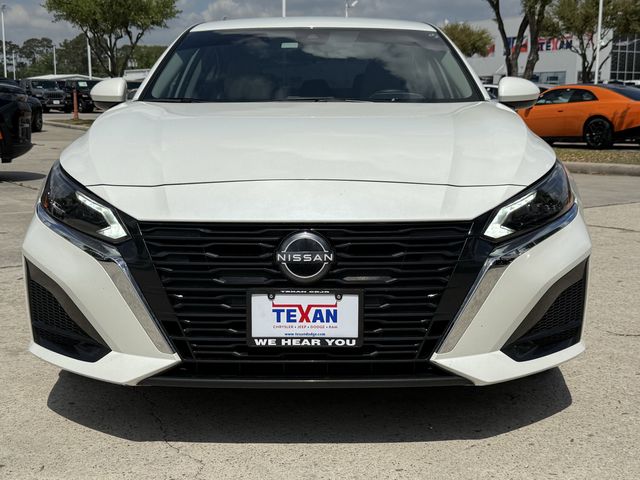 2023 Nissan Altima 2.5 SV White at Emmons Autoplex