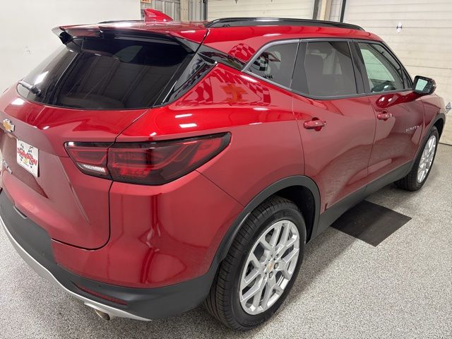 2025 Chevrolet Blazer LT photo