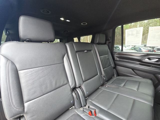 2022 Chevrolet Suburban LT:168357A