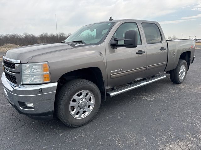2014 Chevrolet Silverado 2500HD LT Crew Cab 4WD