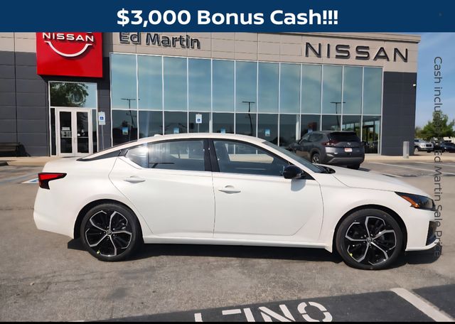 2025 Nissan Altima 2.5 SR FWD