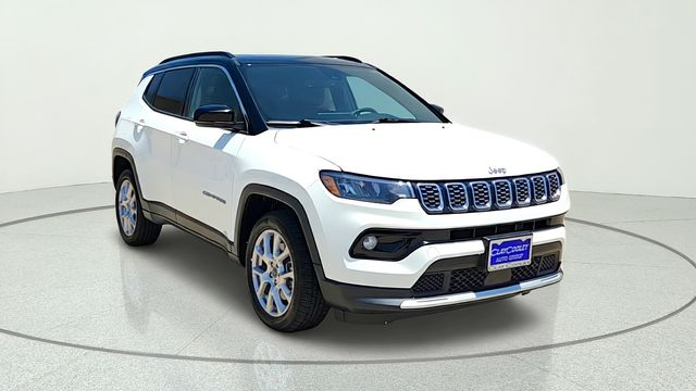 Bright White Clearcoat 2025 Jeep Compass SUV / Crossover Four-Wheel Drive 8-Speed Automatic