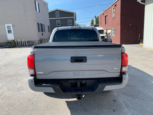 Used 2018 Toyota Tacoma Truck