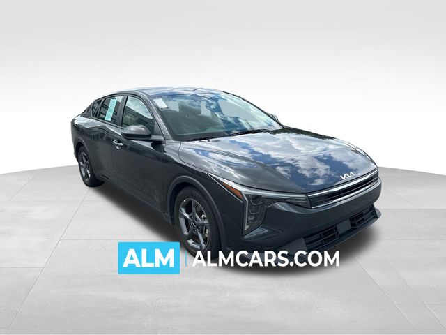 Interstellar Gray 2025 Kia K4 Sedan Front-Wheel Drive Continuously Variable Transmission