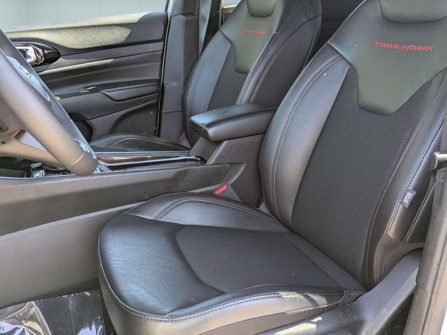 2025 Jeep Compass Trailhawk - Photo 12