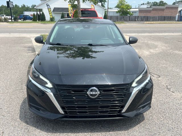 Used 2024 Nissan Altima Sedan